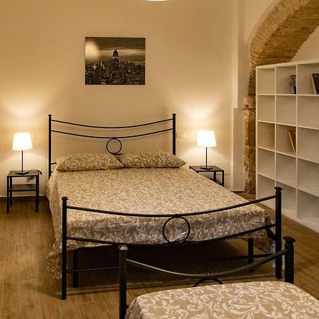 Апартаменты Casa Concerie Quattro Сульмона Экстерьер фото