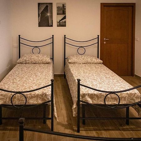 Апартаменты Casa Concerie Quattro Сульмона Экстерьер фото